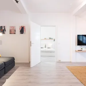 2 Bedroom Floor Direct On Marienplatz Germany